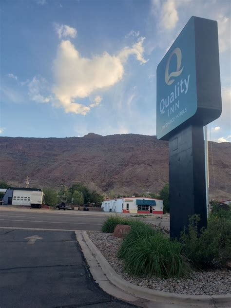 quality inn moab slickrock area south main street moab ut